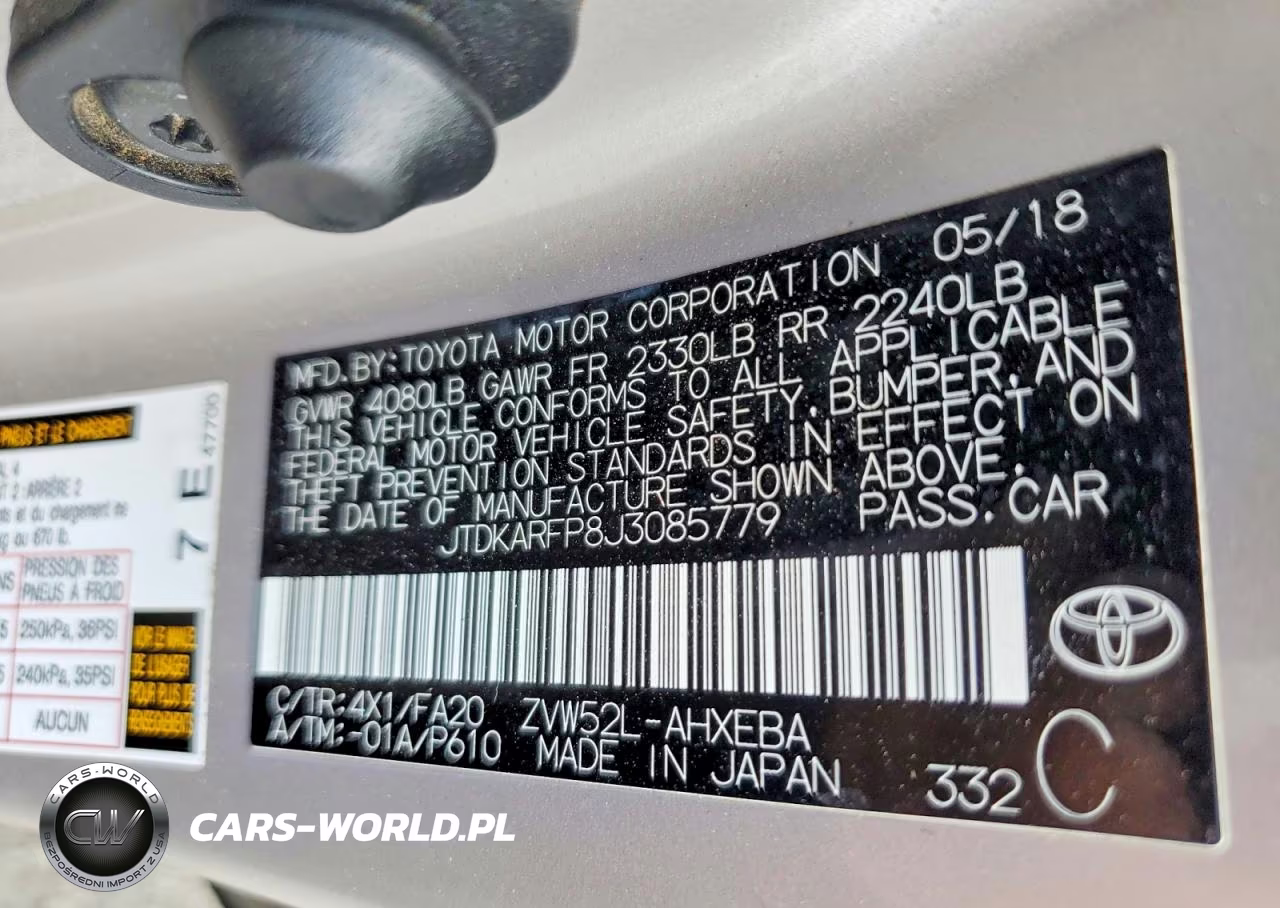 2018 Toyota Prius Prime Plus VIN:JTDKARFP8J3085779 - 13