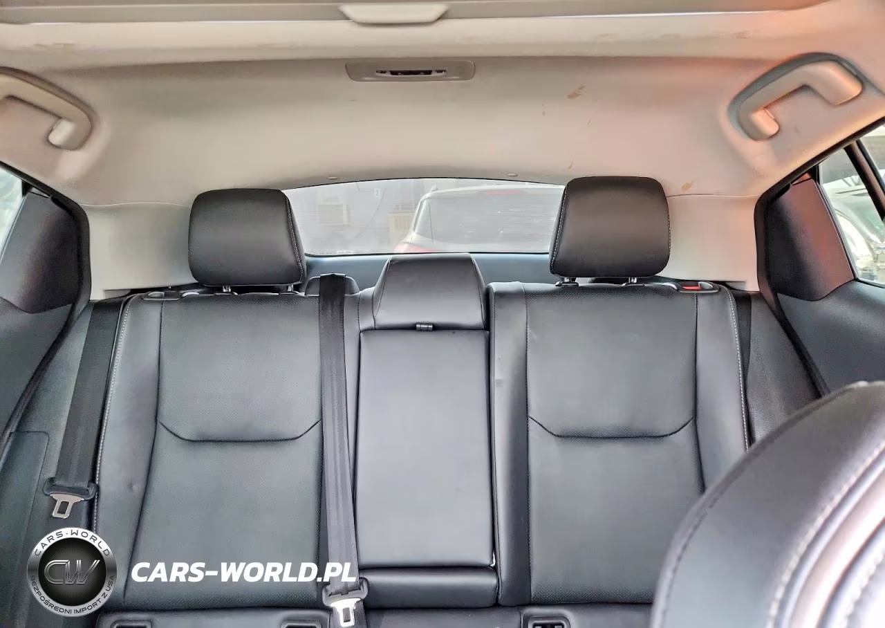 2026 Toyota Prius Limited VIN:JTDACAAU5T3075377 - 10
