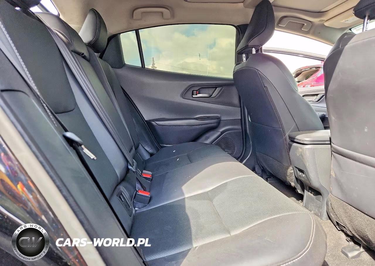 2026 Toyota Prius Limited VIN:JTDACAAU5T3075377 - 11