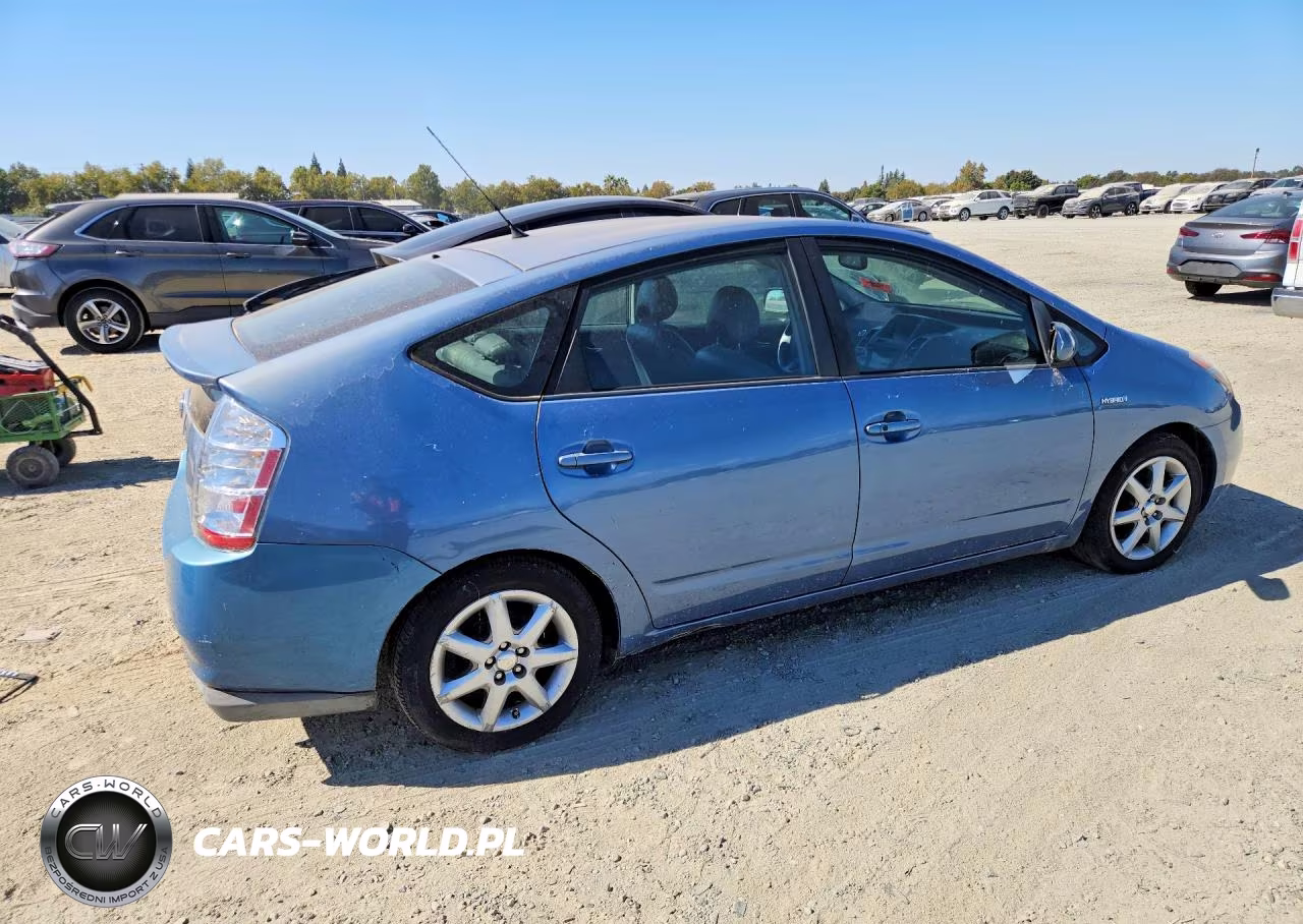 2009 Toyota Prius 4D Hatchback VIN:JTDKB20U997843491 - 3