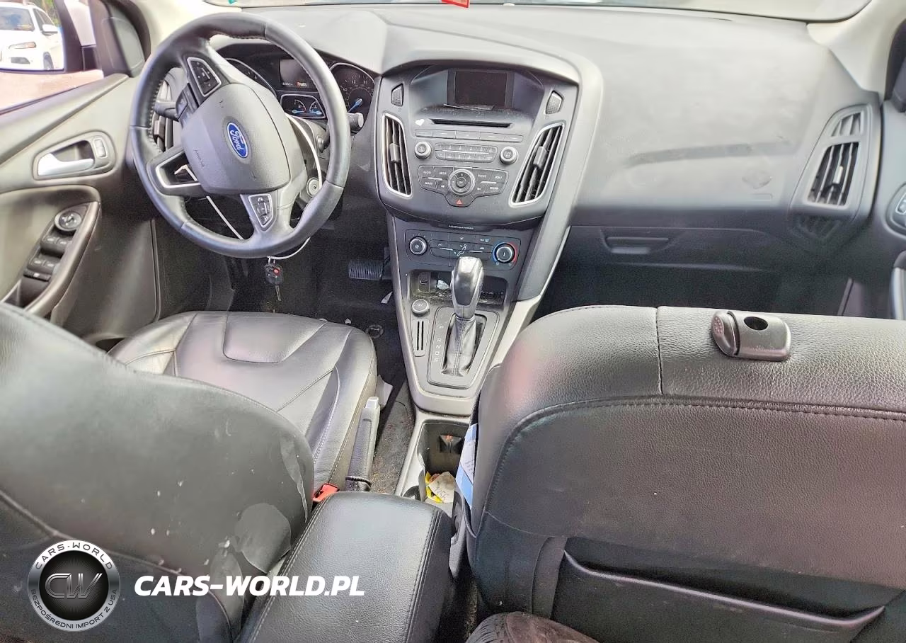 2016 Ford Focus Se VIN:1FADP3F27GL214294 - 8