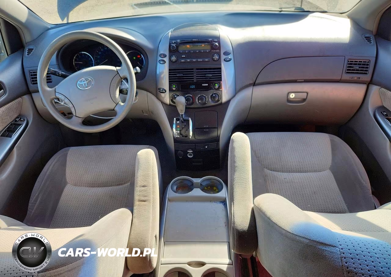 2010 Toyota Sienna Le VIN:5TDJK4CC5AS029424 - 8