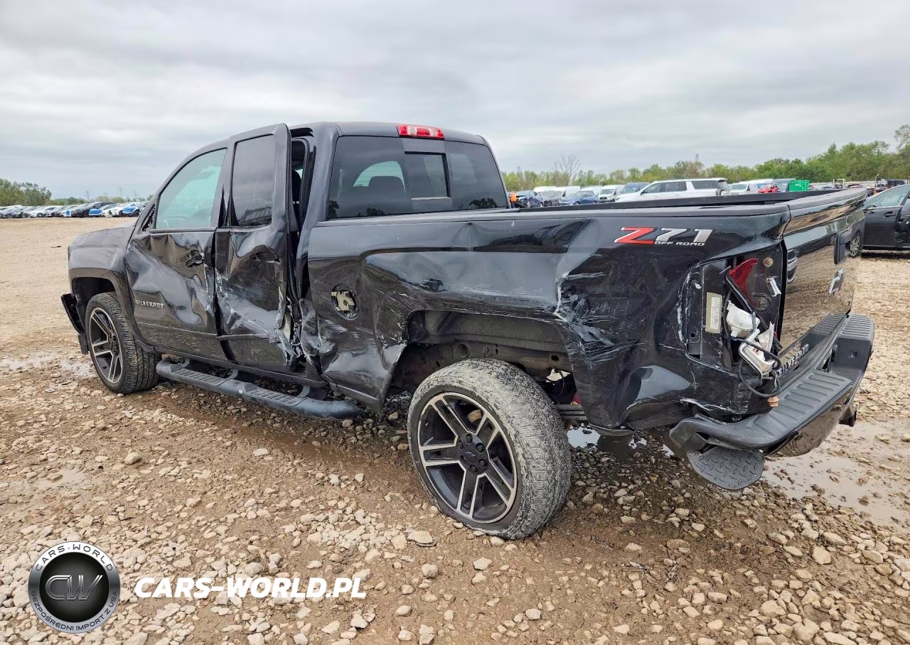 2018 Chevrolet Silverado K1500 Lt VIN:1GCVKREC8JZ211628 - 2