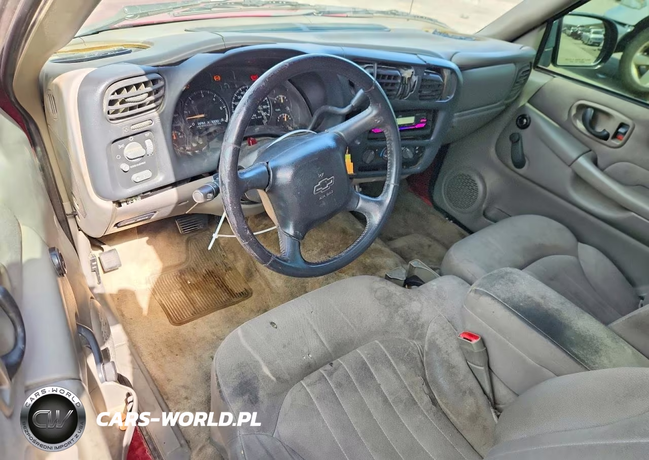 2003 Chevrolet S Truck S10 VIN:1GCCS19X338277888 - 8