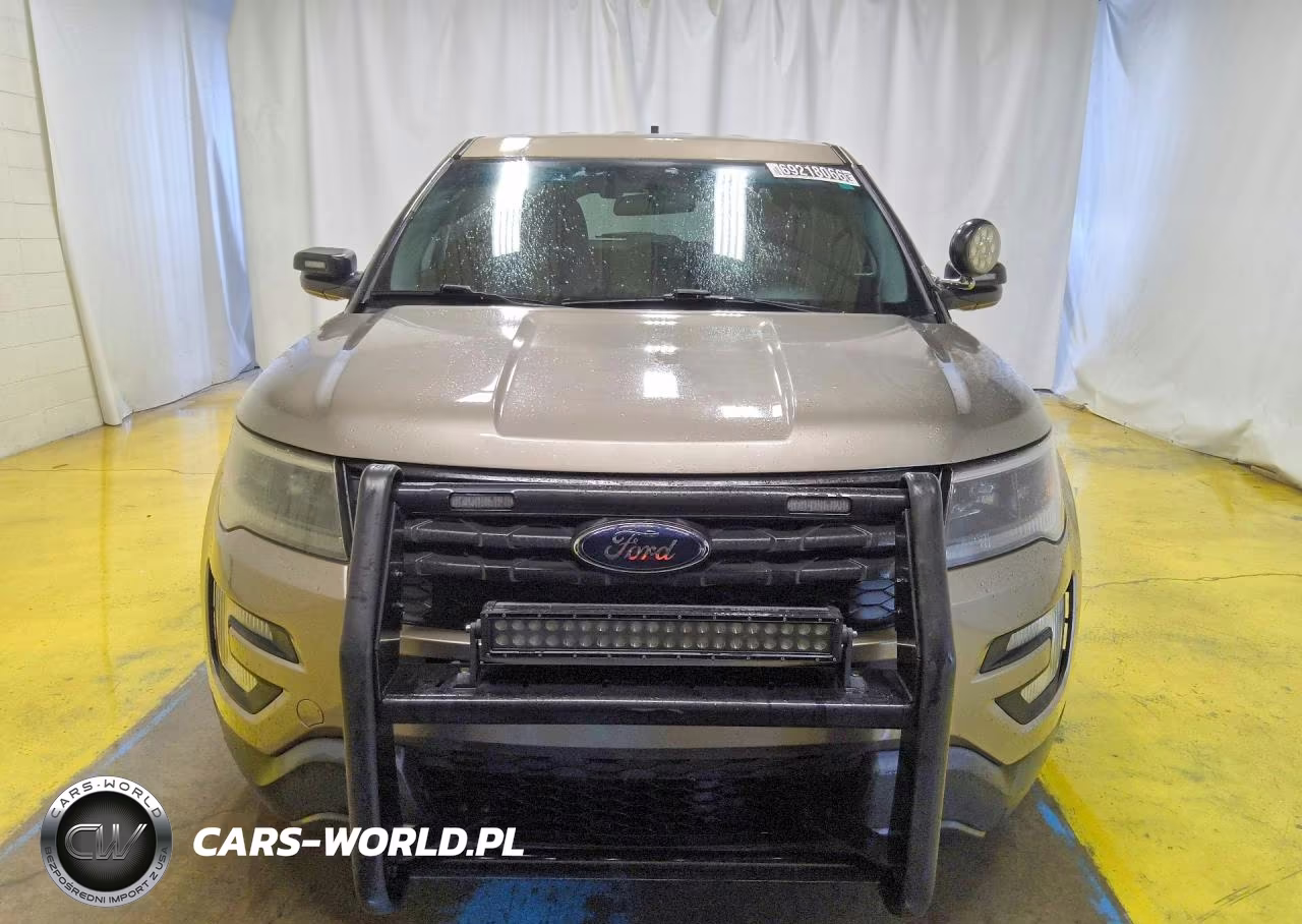2017 Ford Explorer Police Interceptor VIN:1FM5K8AR3HGB64840 - 5