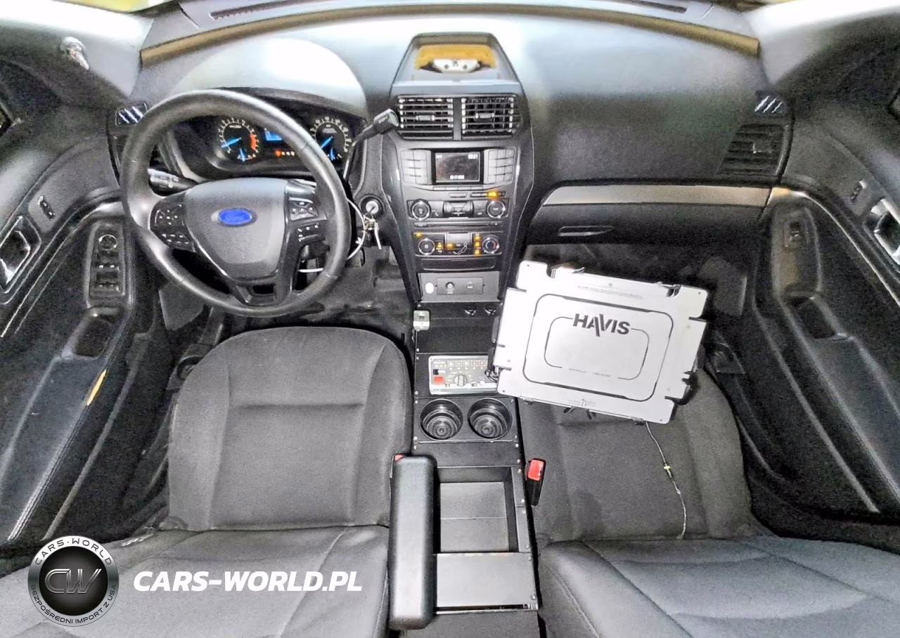 2017 Ford Explorer Police Interceptor VIN:1FM5K8AR3HGB64840 - 8