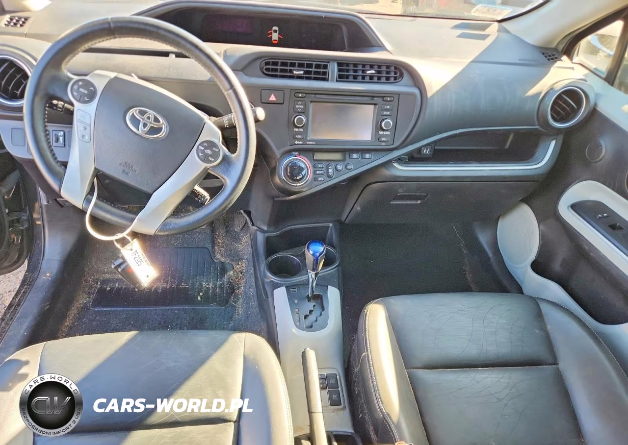 2014 Toyota Prius C Four VIN:JTDKDTB3XE1080155 - 8
