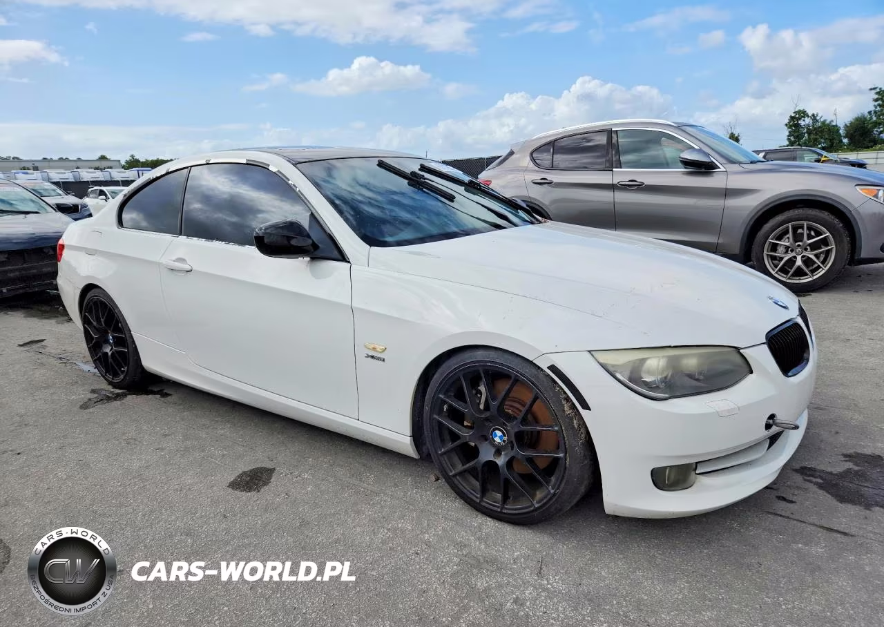 2012 BMW 335 Xi VIN:WBAKF9C51CE859654 - 4