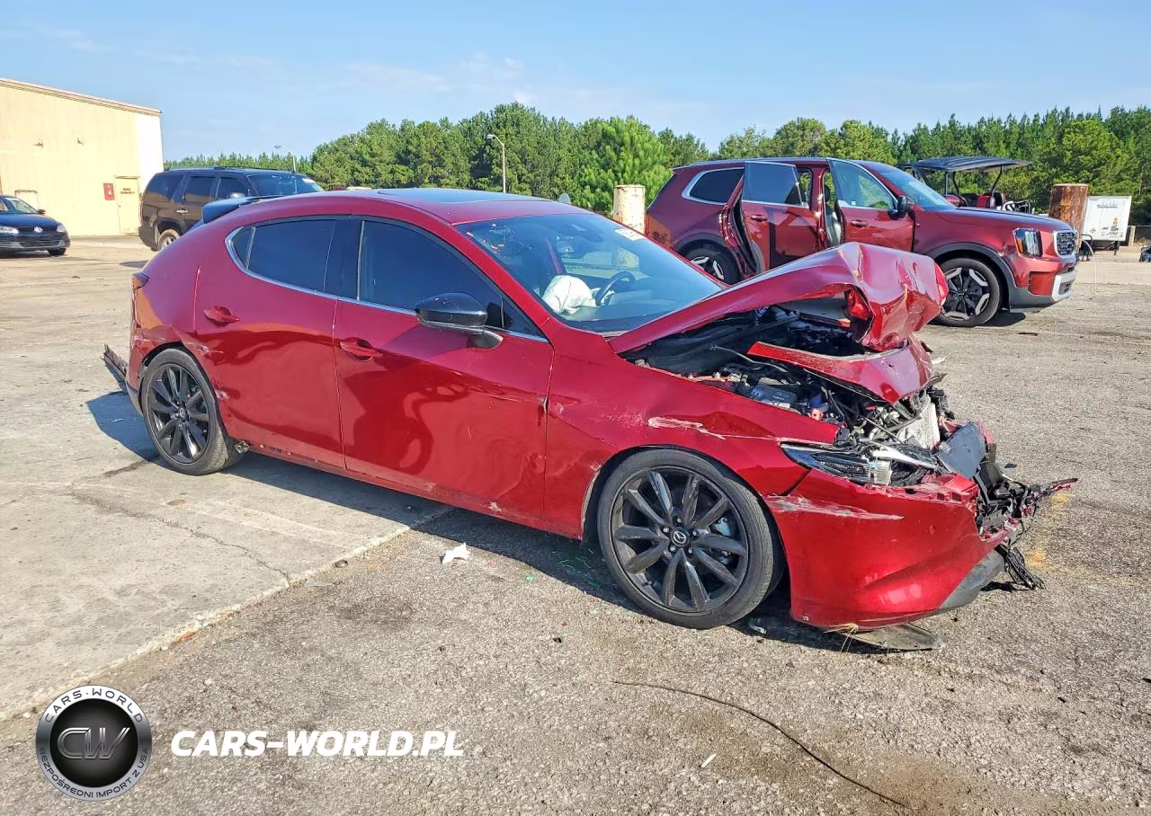 2023 Mazda 3 Premium Plus VIN:JM1BPBNY7P1620895 - 4