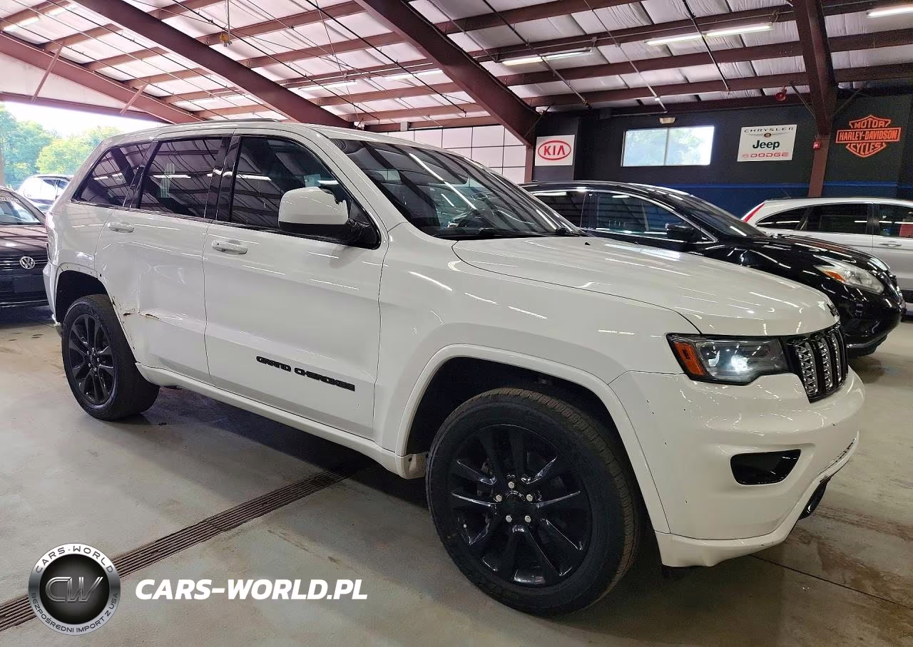 2020 Jeep Grand Cherokee Laredo VIN:1C4RJFAG2LC341678 - 4