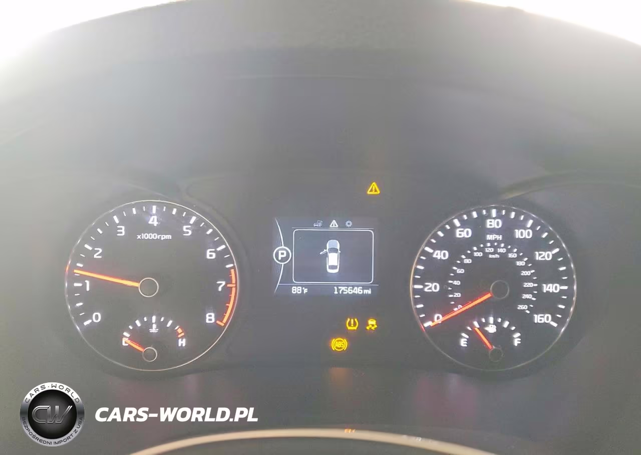 2016 Kia Optima Lx VIN:5XXGT4L39GG038824 - 9