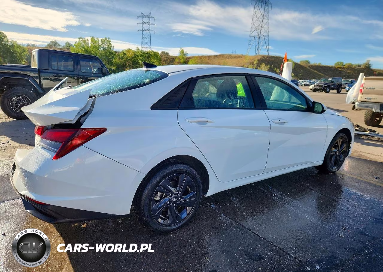 2021 Hyundai Elantra Sel VIN:5NPLS4AG0MH020669 - 3