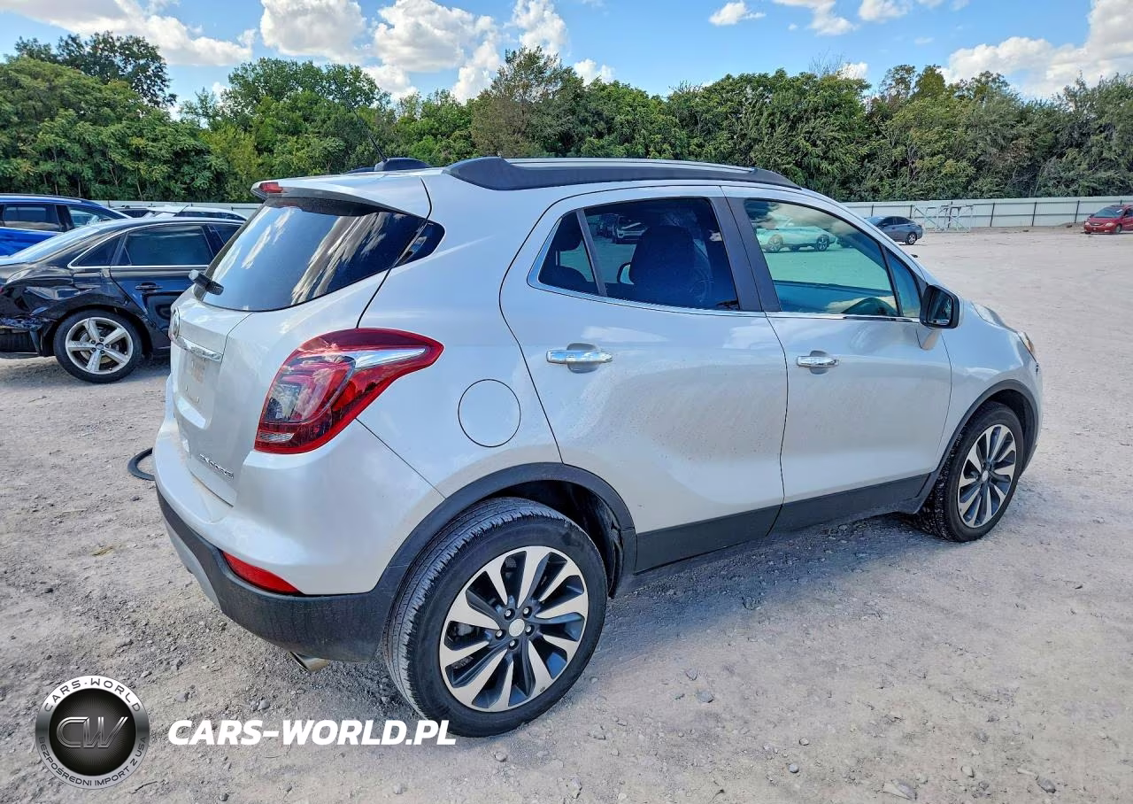 2022 Buick Encore Preferred VIN:KL4CJASM1NB533867 - 3