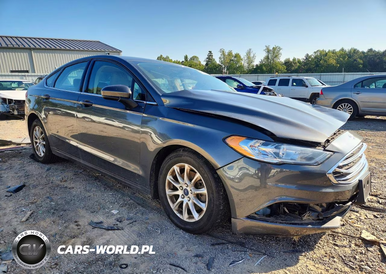 2017 Ford Fusion S VIN:3FA6P0G76HR103661 - 4