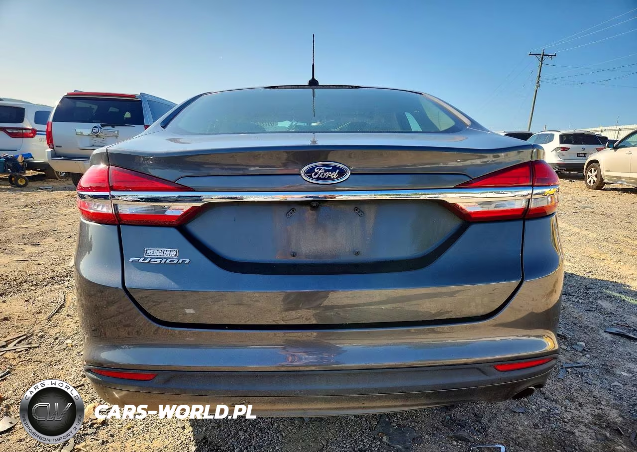 2017 Ford Fusion S VIN:3FA6P0G76HR103661 - 6