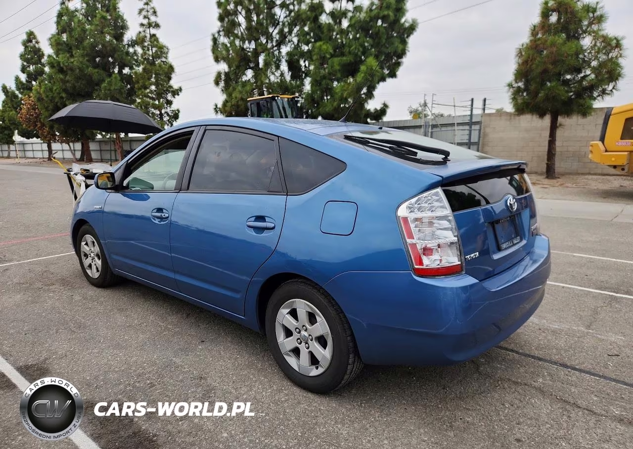 2008 Toyota Prius Base VIN:JTDKB20U587780713 - 2