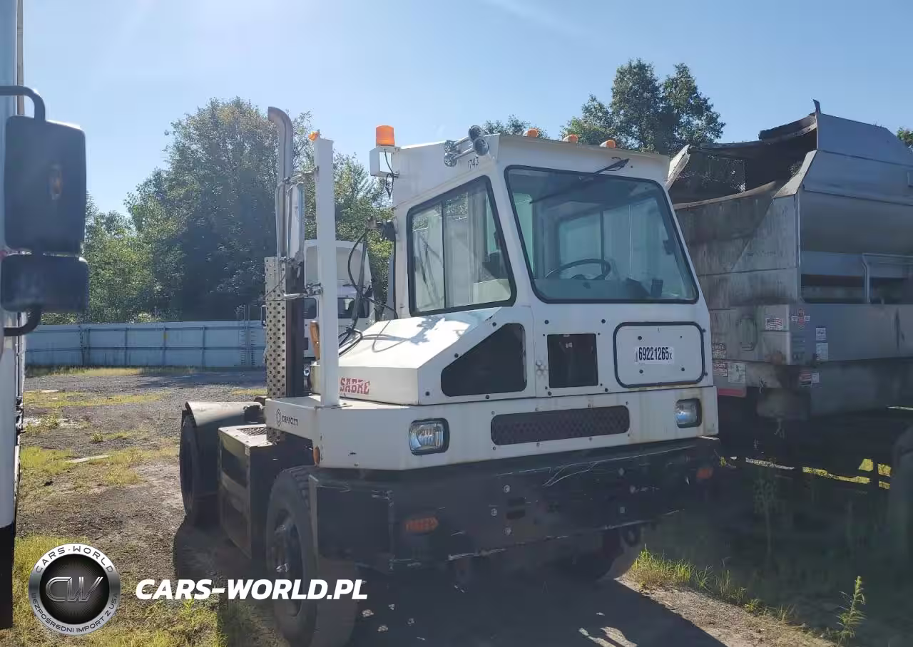 2017 Capacity Yard Truck