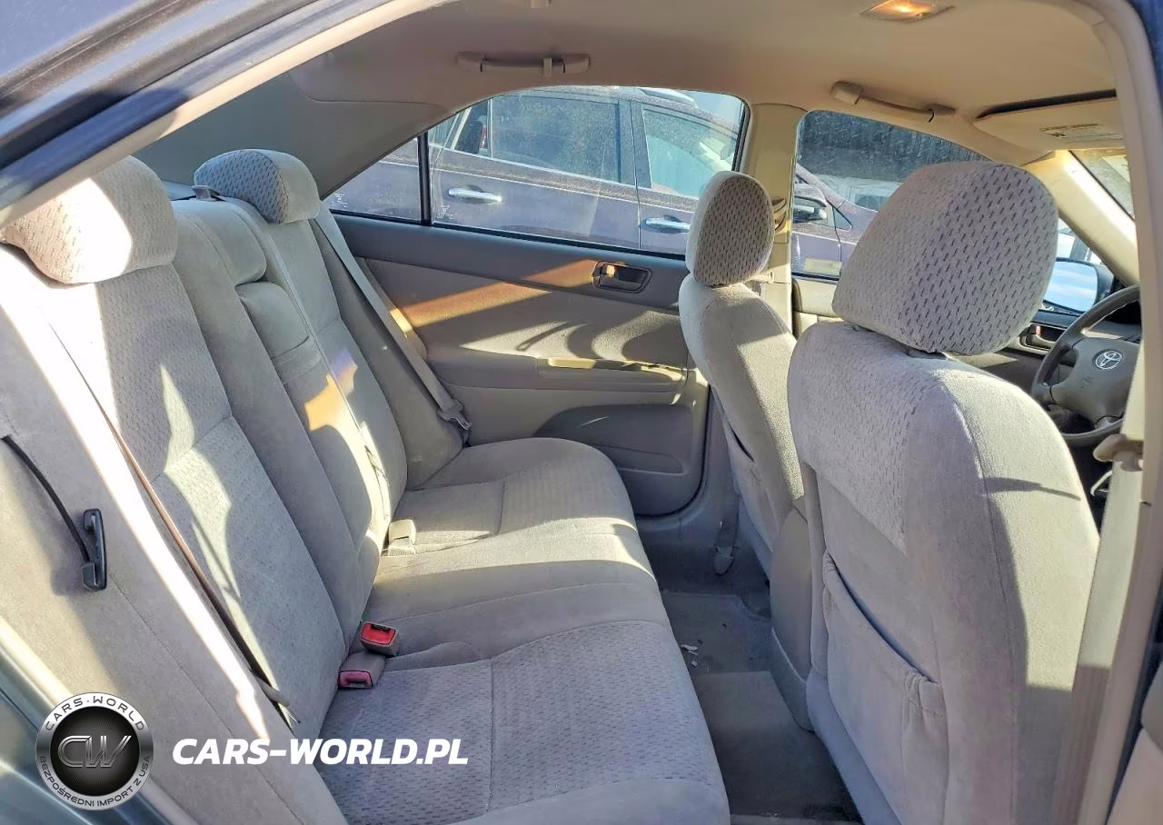 2004 Toyota Camry Le VIN:4T1BE32K64U844290 - 10