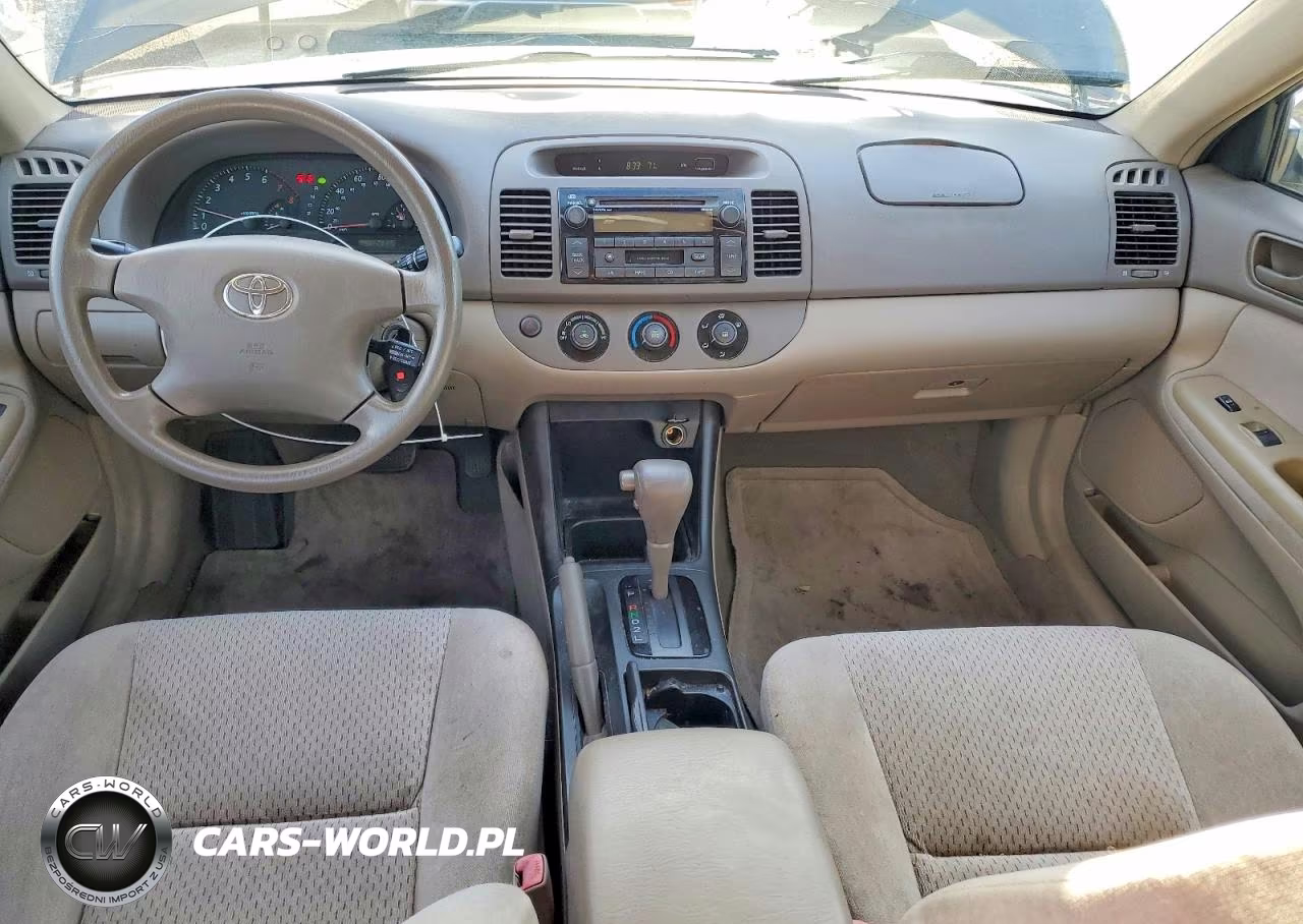 2004 Toyota Camry Le VIN:4T1BE32K64U844290 - 8