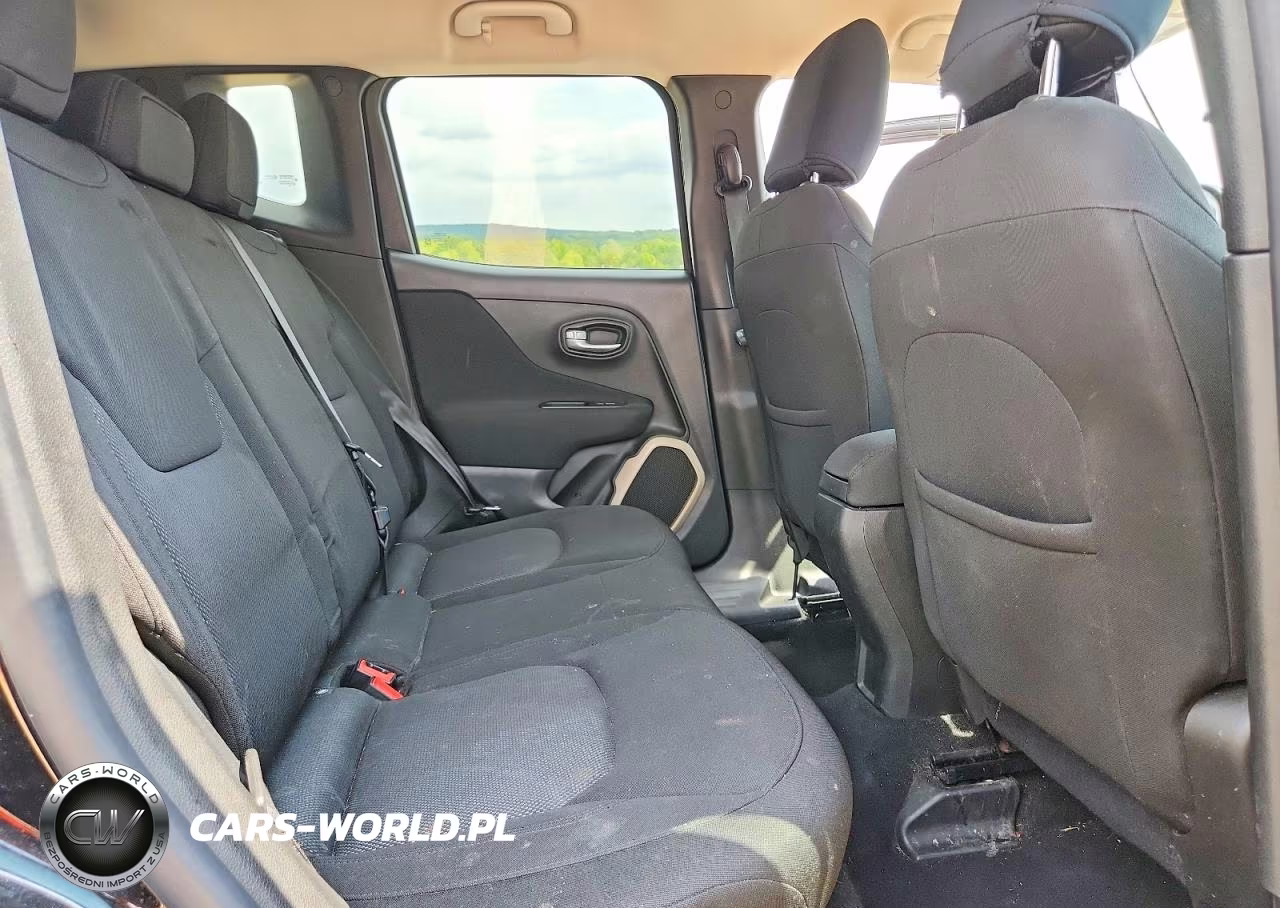2015 Jeep Renegade Latitude VIN:ZACCJBBT8FPC36301 - 11