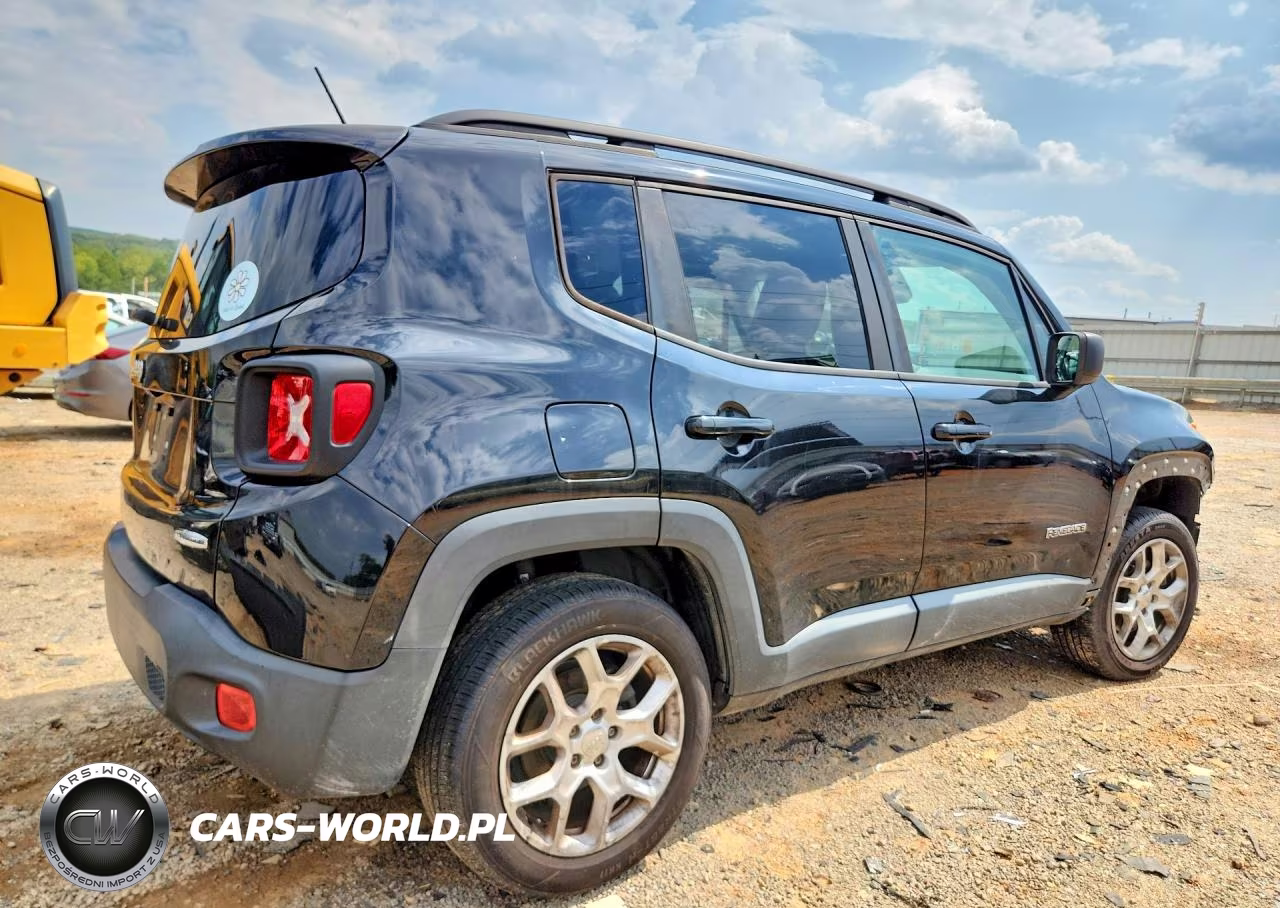 2015 Jeep Renegade Latitude VIN:ZACCJBBT8FPC36301 - 3