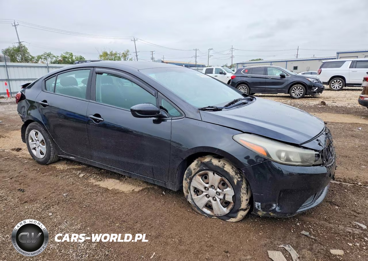2017 Kia Forte Lx VIN:3KPFK4A72HE160505 - 4