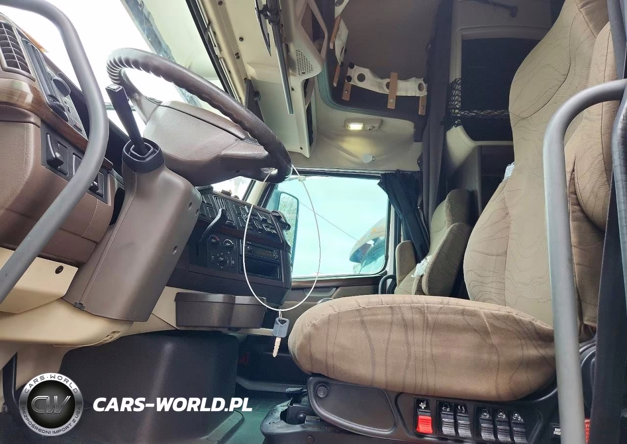 2016 Volvo Vn Vnl VIN:4V4NC9EJ1GN942000 - 7