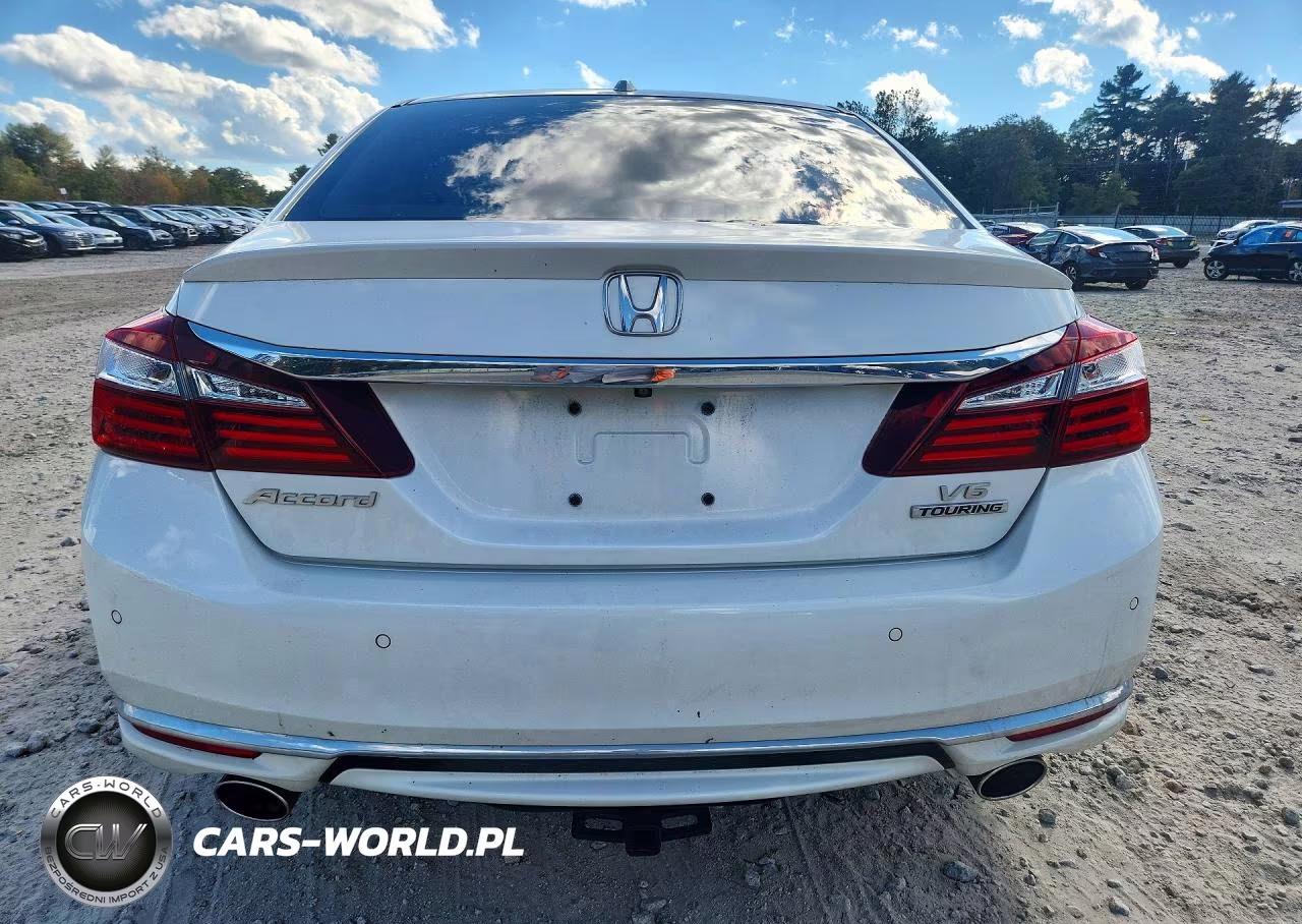 2017 Honda Accord Touring VIN:1HGCR3F96HA021906 - 6