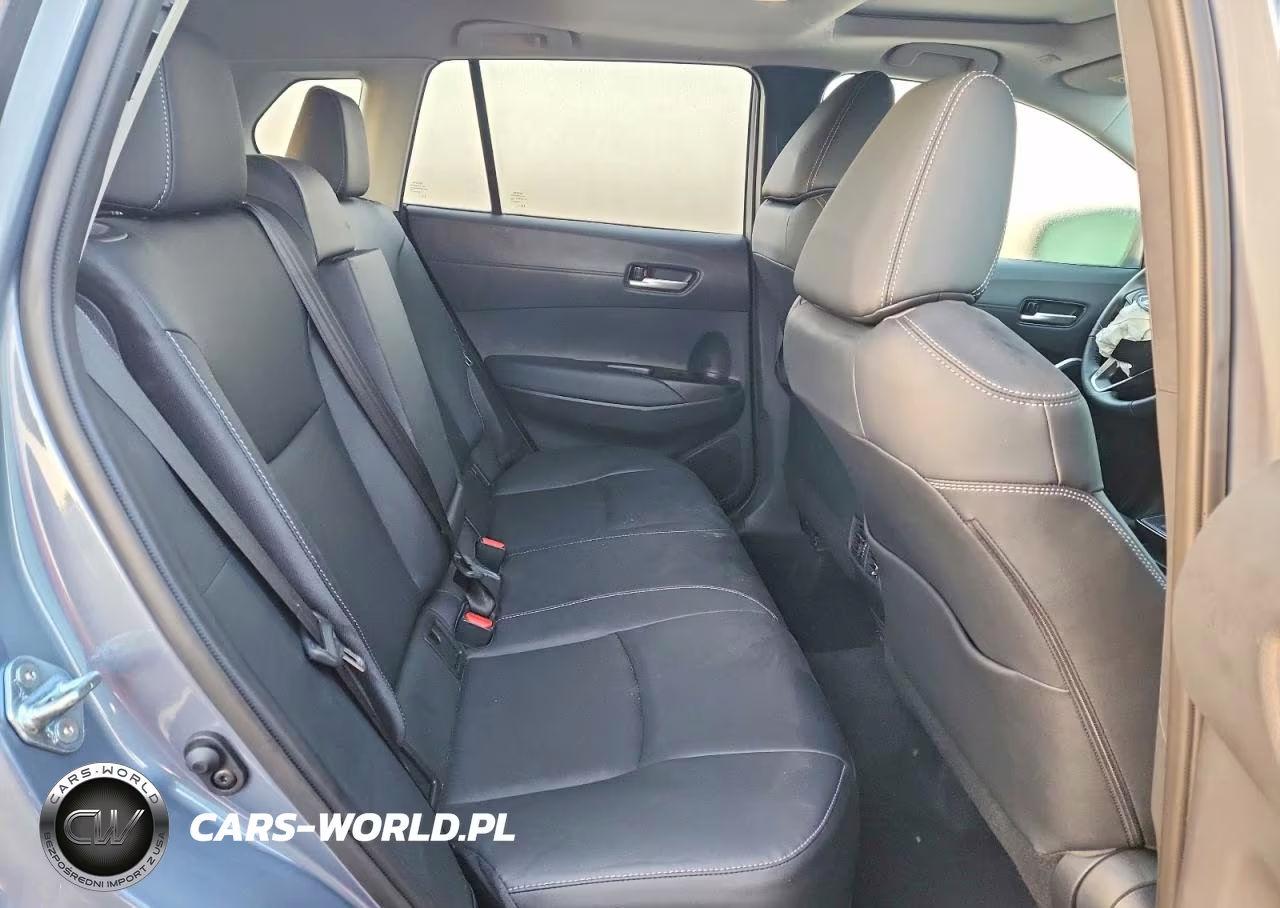 2026 Toyota Corolla Cross Xle VIN:7MUDAABG6TV157389 - 11