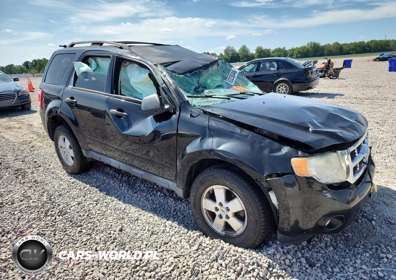 2011 Ford Escape Xlt VIN:1FMCU0D76BKB52084 - 4