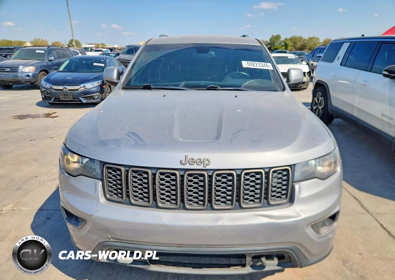 2016 Jeep Grand Cherokee Laredo VIN:1C4RJEAG6GC369239 - 5