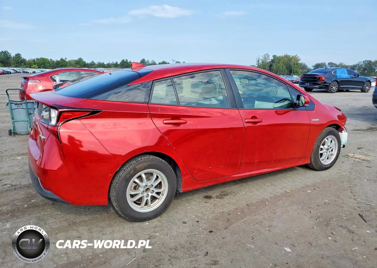 2019 Toyota Prius Le VIN:JTDKARFU8K3079469 - 3