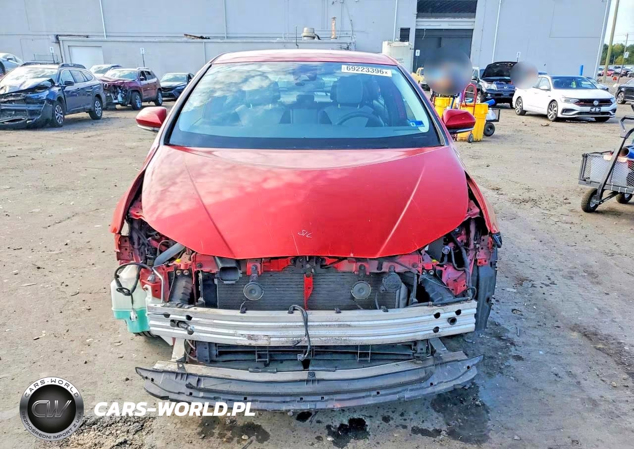 2019 Toyota Prius Le VIN:JTDKARFU8K3079469 - 5