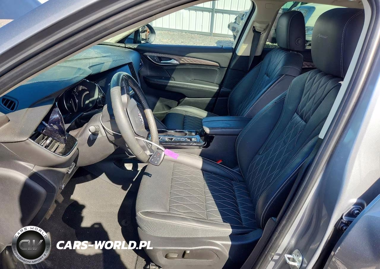 2023 Buick Envision Avenir VIN:LRBFZSR49PD063049 - 7