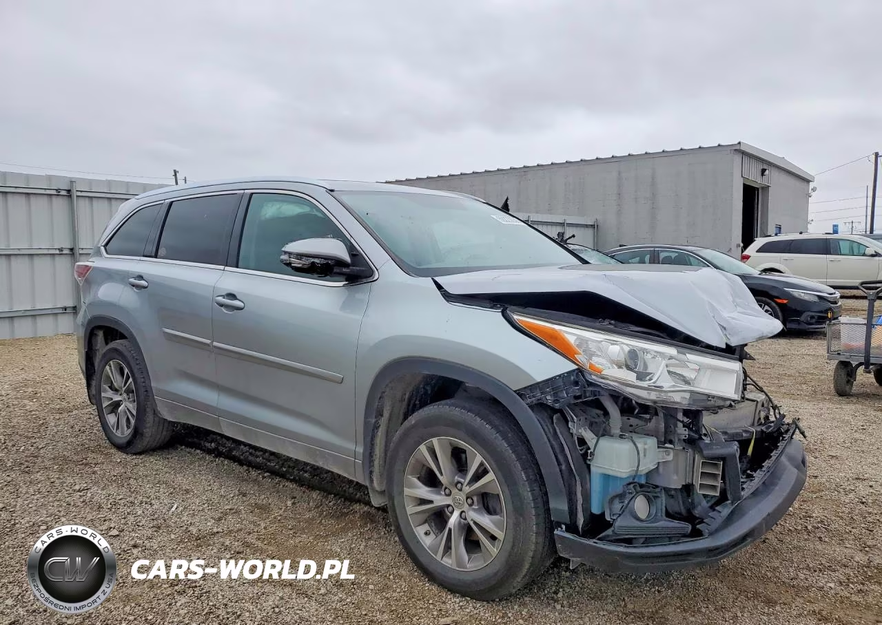 2014 Toyota Highlander Xle VIN:5TDKKRFHXES011581 - 4