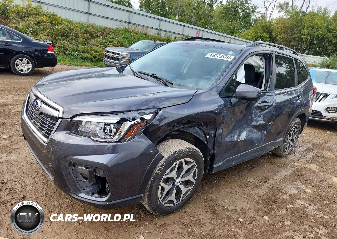 2020 Subaru Forester Premium VIN:JF2SKAJC2LH481734 - 1