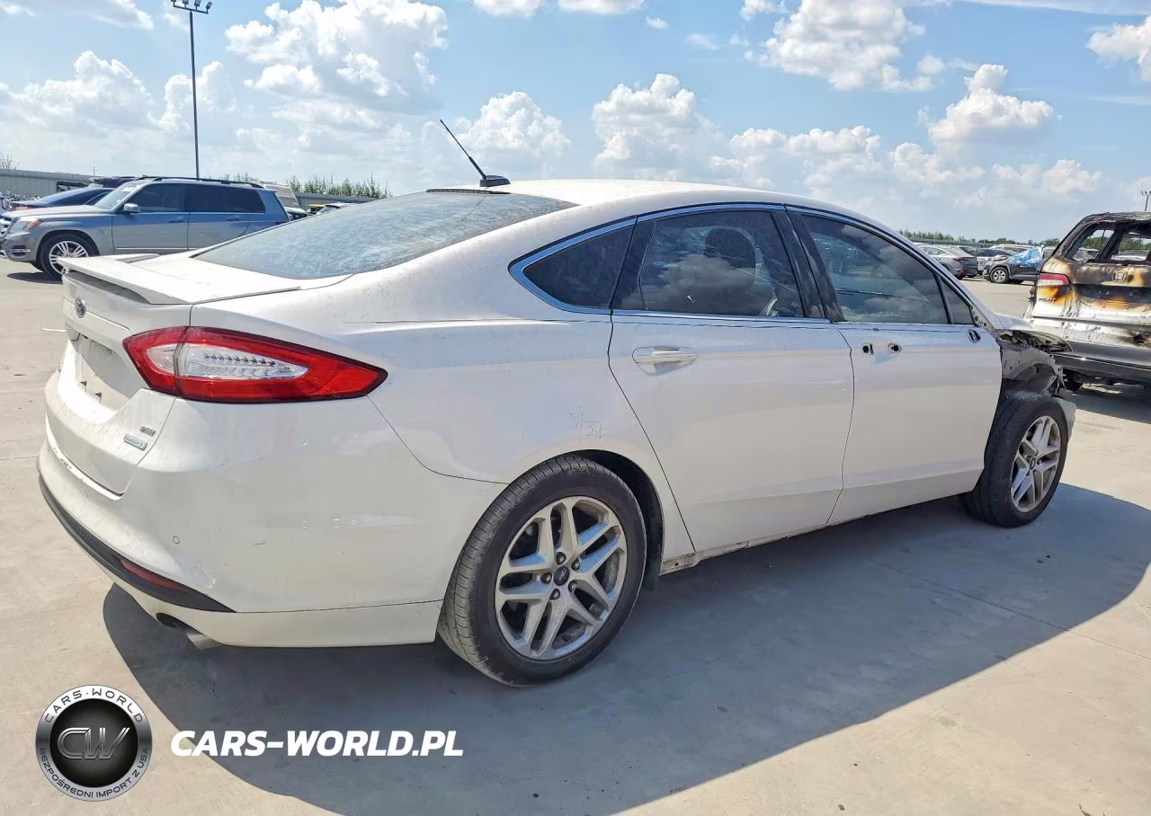 2013 Ford Fusion Se VIN:3FA6P0HR4DR369562 - 3