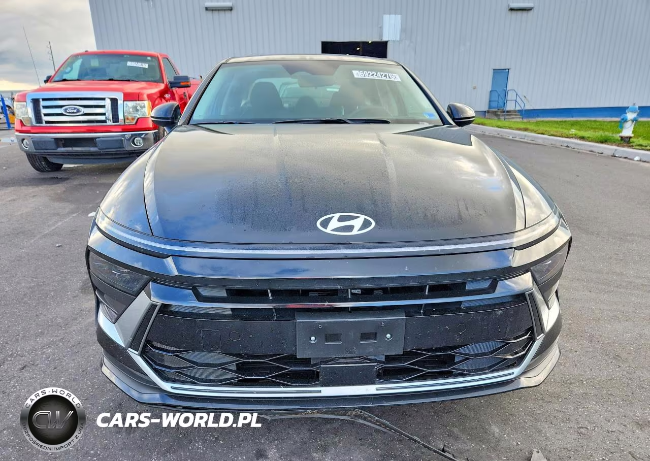2026 Hyundai Sonata Hybrid Blue VIN:KMHL24JJ1TA166673 - 5