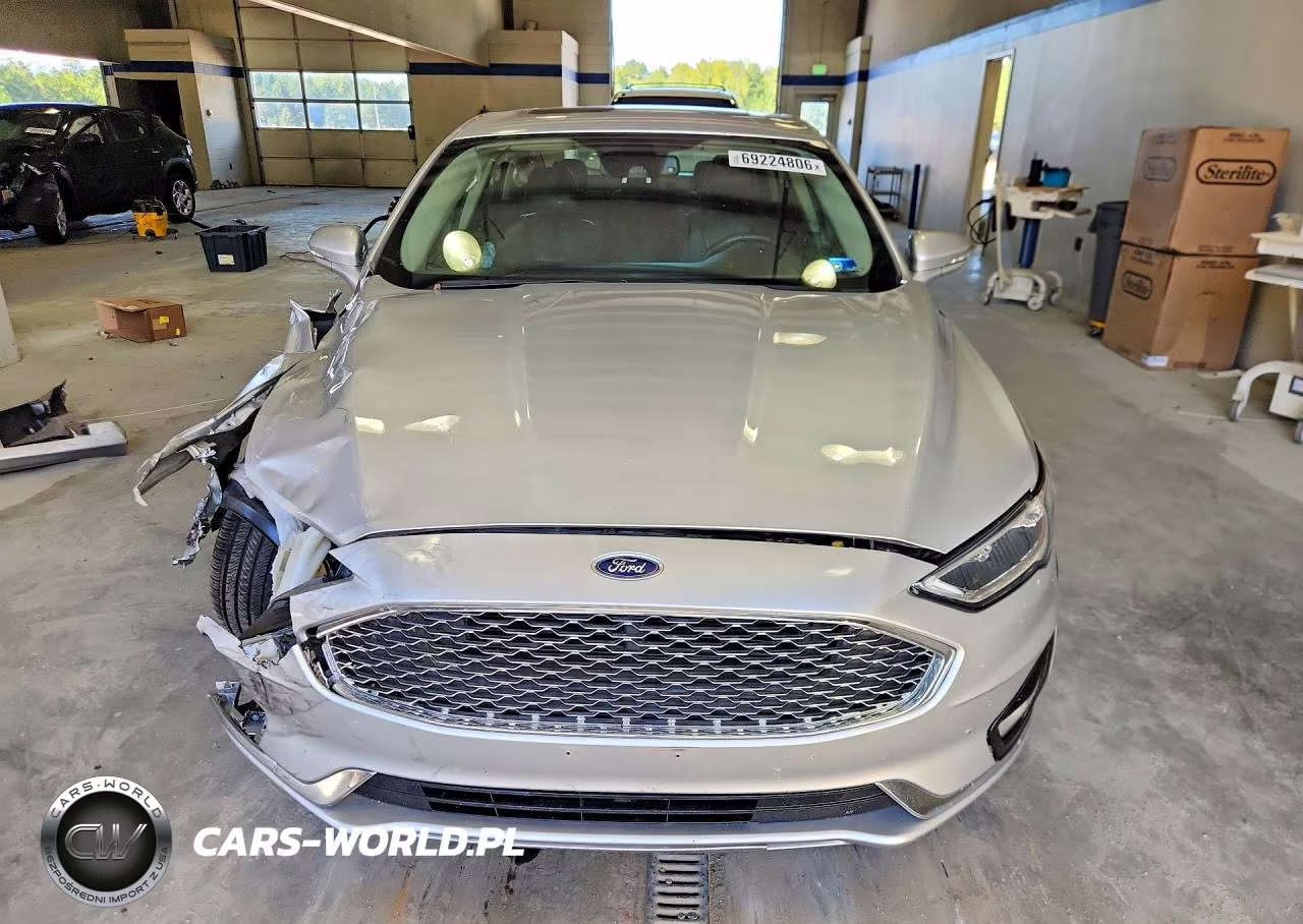 2019 Ford Fusion Titanium VIN:3FA6P0RU6KR138307 - 5