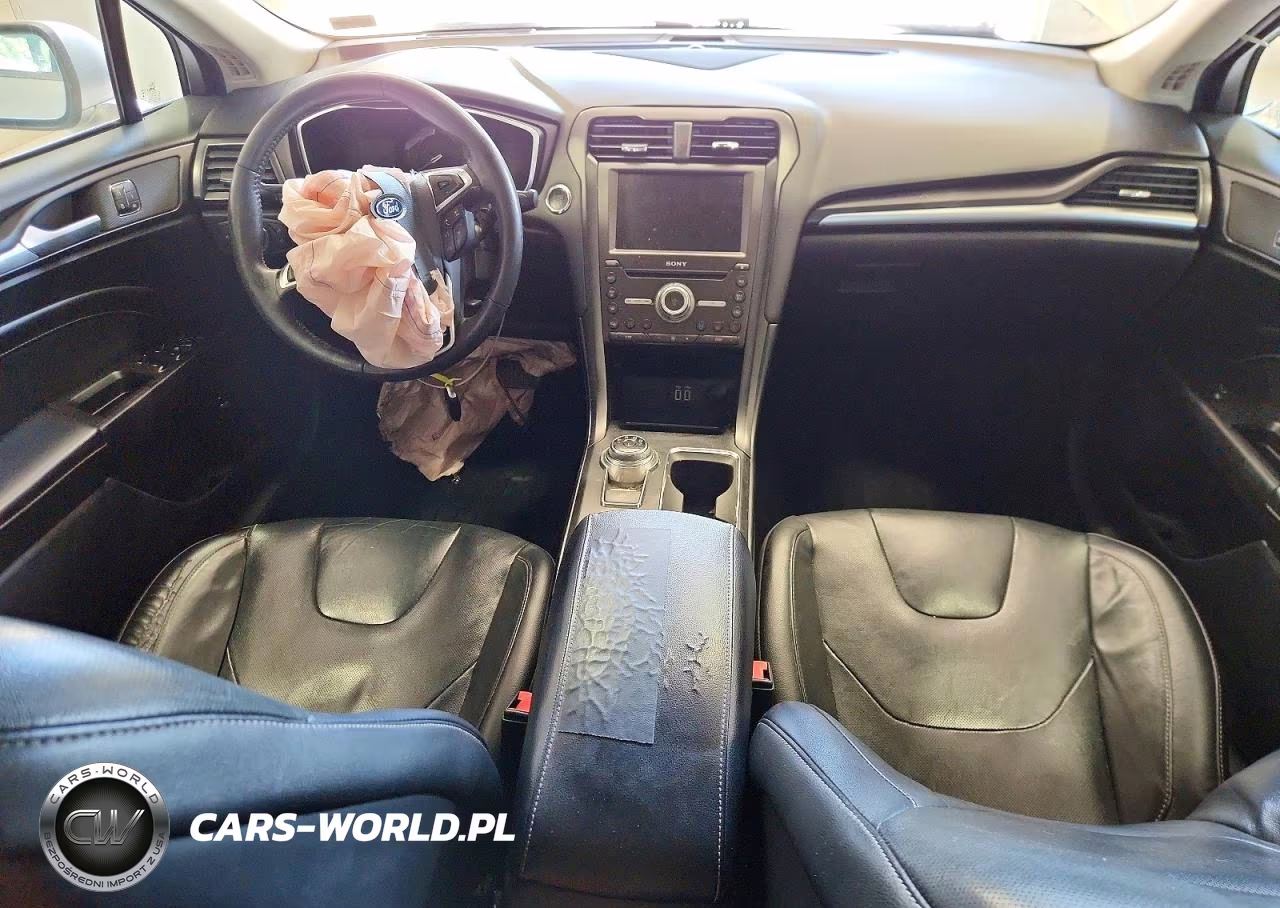 2019 Ford Fusion Titanium VIN:3FA6P0RU6KR138307 - 8