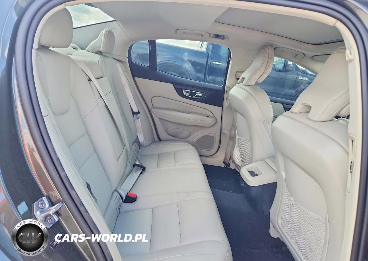 2020 Volvo S60 T5 Momentum VIN:7JR102FK0LG041203 - 10