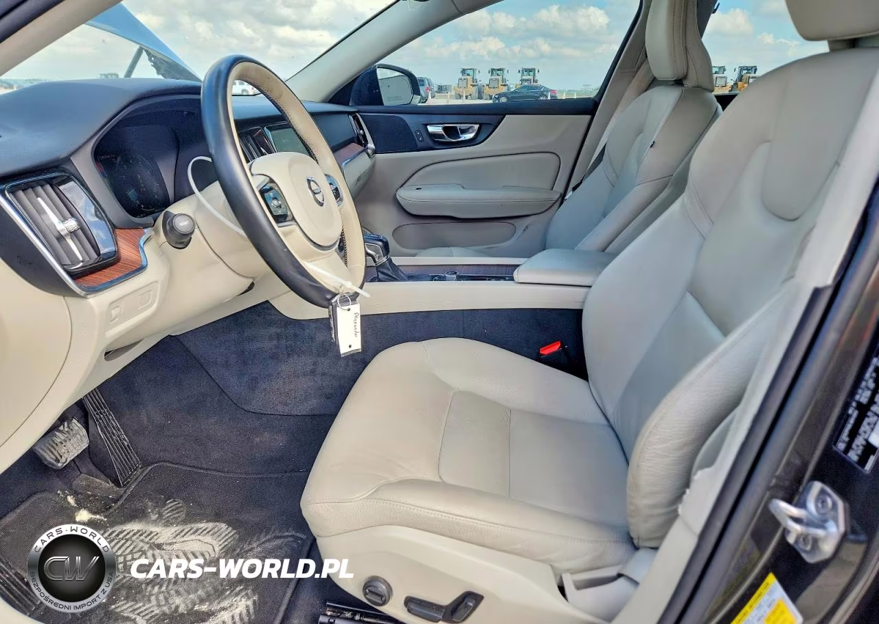 2020 Volvo S60 T5 Momentum VIN:7JR102FK0LG041203 - 7