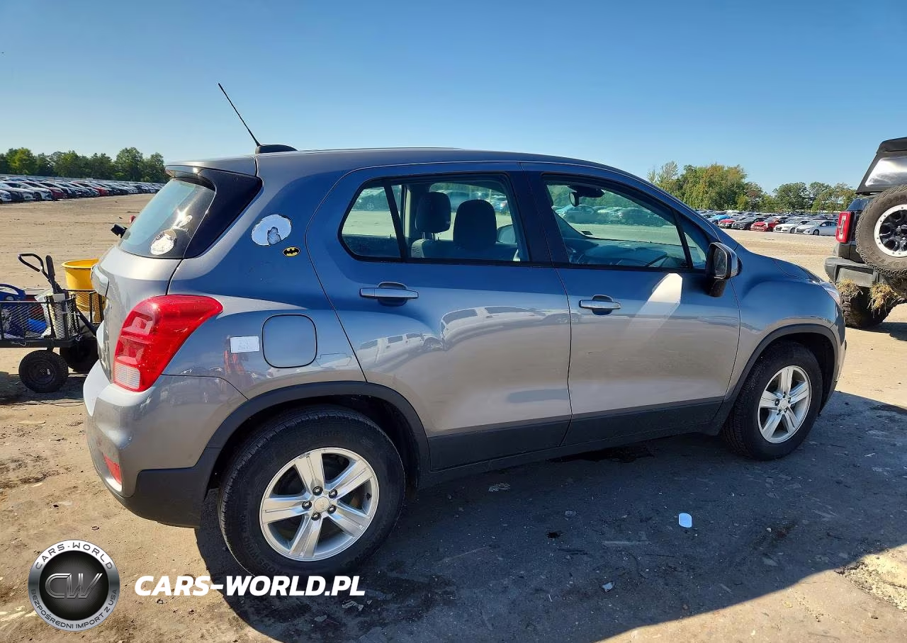 2020 Chevrolet Trax Ls VIN:3GNCJKSB0LL151827 - 3