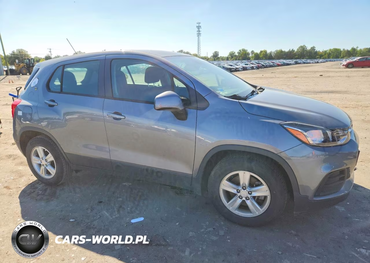 2020 Chevrolet Trax Ls VIN:3GNCJKSB0LL151827 - 4