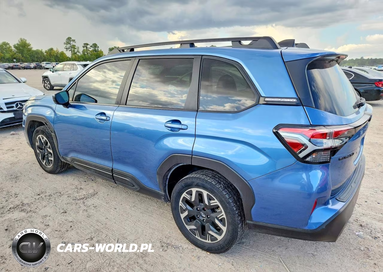 2025 Subaru Forester Premium VIN:JF2SLDDCXSH463149 - 2