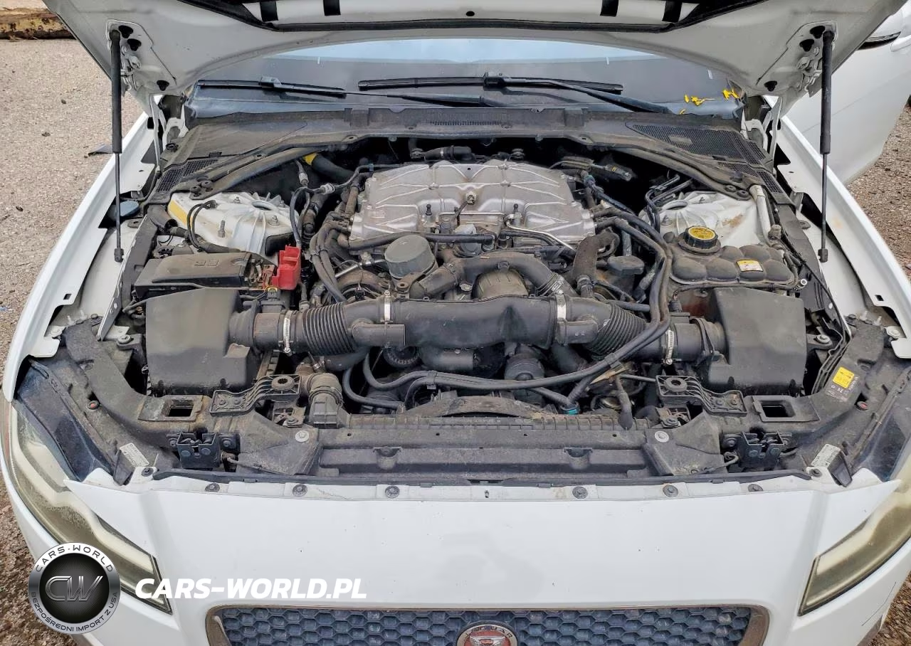 2017 JAGUAR XF PREMIUM VIN:SAJBD4BVXHCY35581 - 11