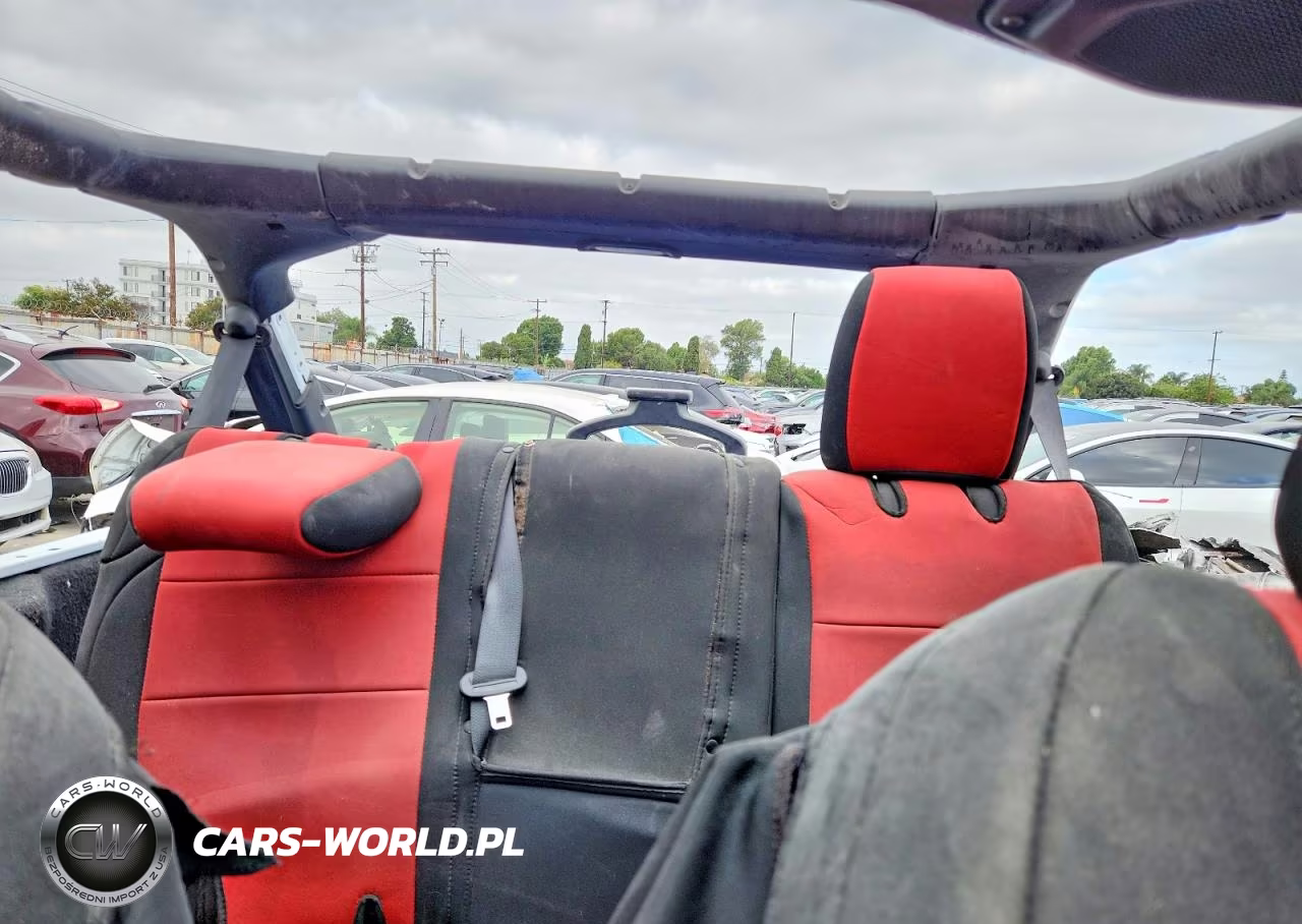 2023 Jeep Wrangler Sport VIN:1C4HJXDN2PW523090 - 10
