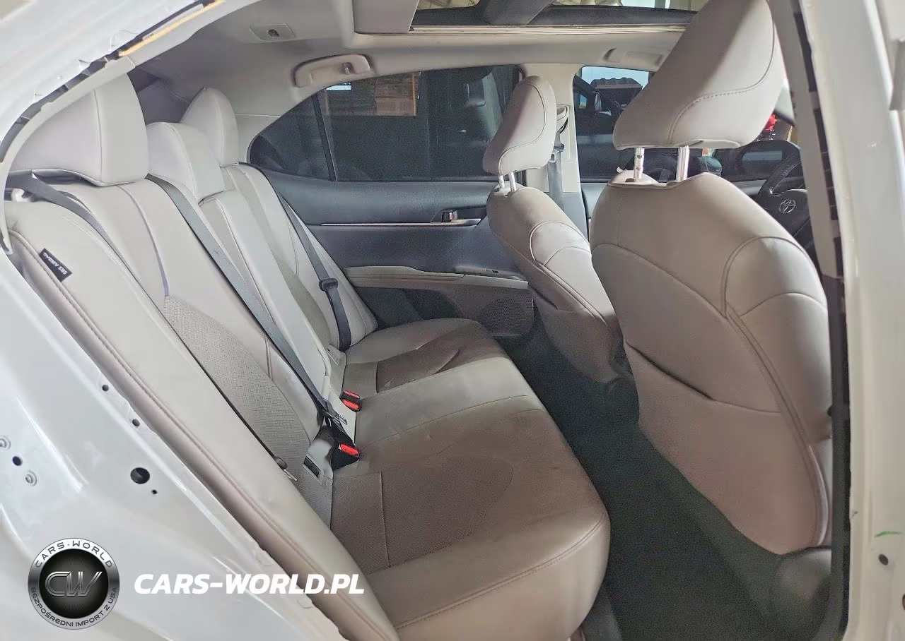 2021 Toyota Camry Xse VIN:4T1K61AK4MU594874 - 10