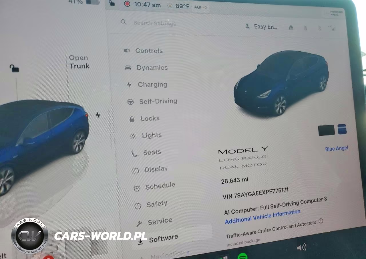 2023 Tesla Model Y VIN:7SAYGAEEXPF775171 - 9