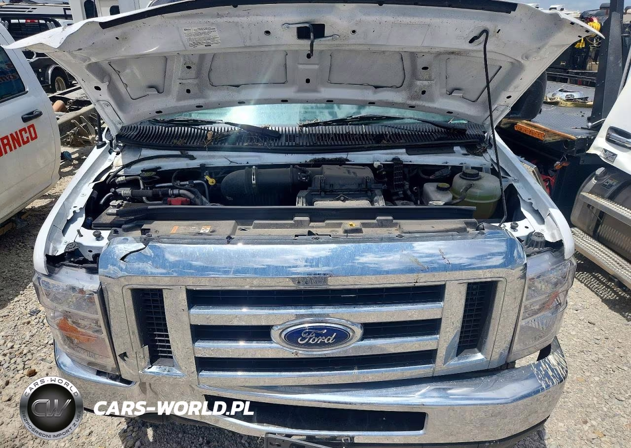 2025 Ford Econoline E350 Super Duty Cutaway Van VIN:1FDWE3FNXSDD31515 - 11
